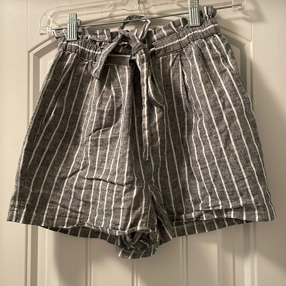 Express high rise striped linen blend paper bag shortie